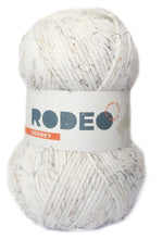 Load image into Gallery viewer, Rodeo (chunky wool)
