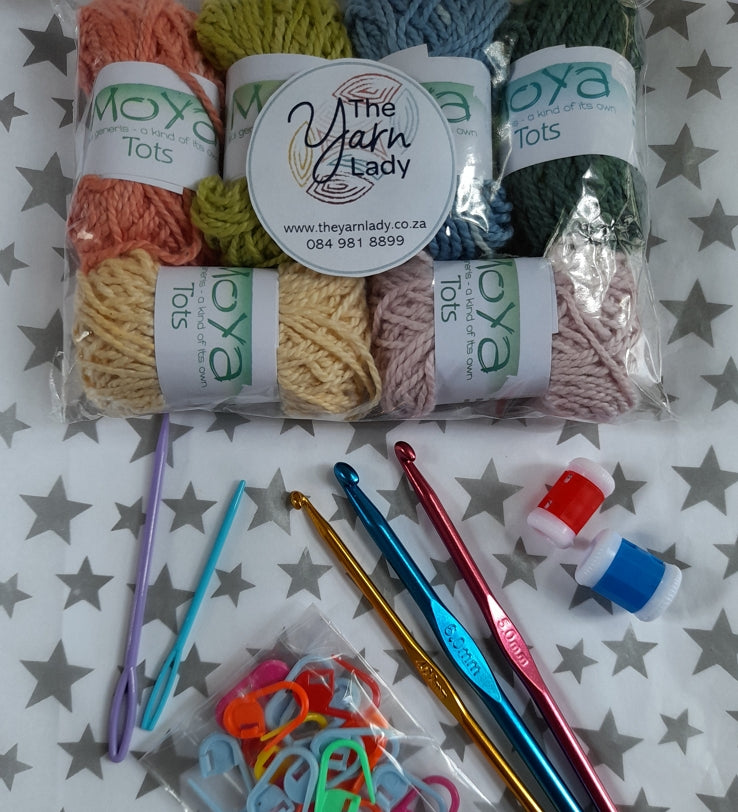 Beginners Crochet Set (with Plastic Hooks)